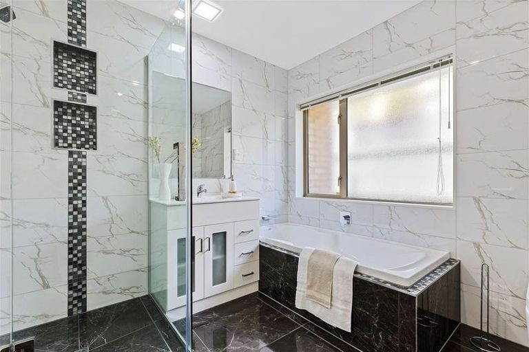 Photo of property in 51 O'neill Avenue, Northwood, Christchurch, 8051