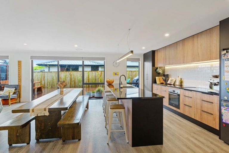 Photo of property in 5 Te Puke Te Ao Way, Otaki, 5512