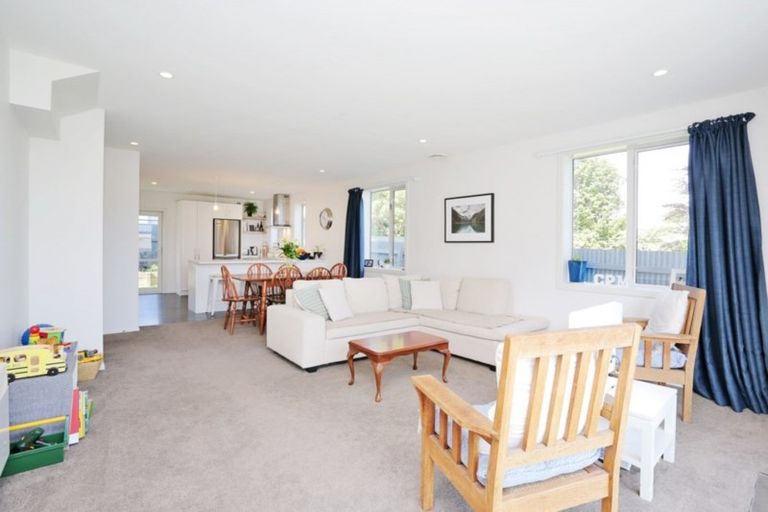 Photo of property in 33 Compton Street, Georgetown, Invercargill, 9812