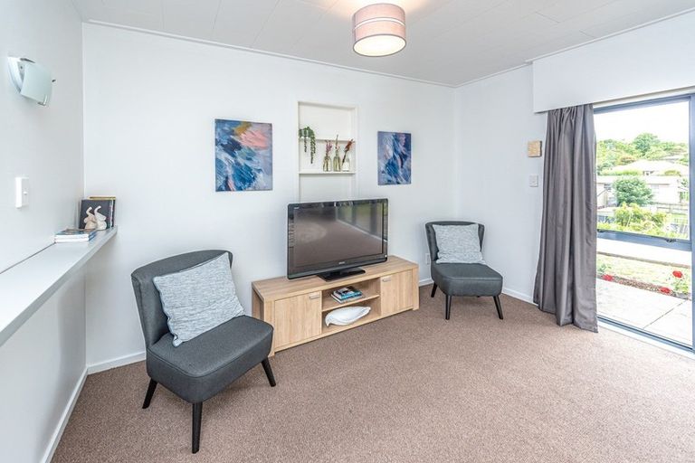 Photo of property in 73 Great North Road, Saint Johns Hill, Whanganui, 4501