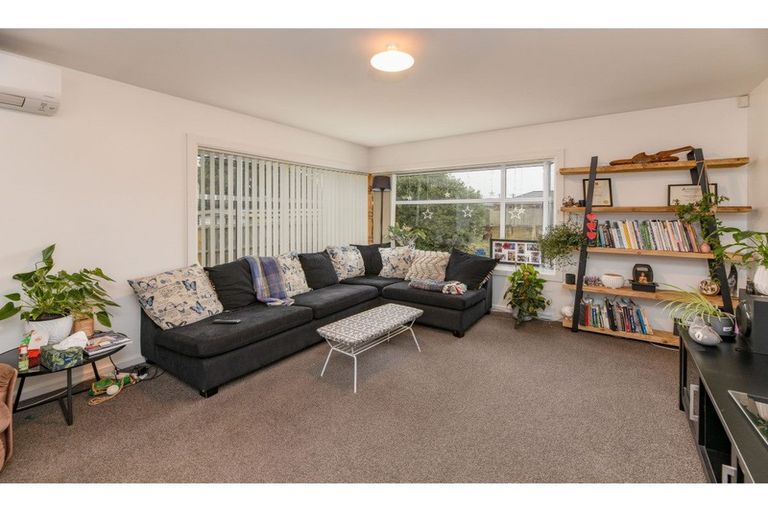 Photo of property in 127 Marlow Road, Aranui, Christchurch, 8061