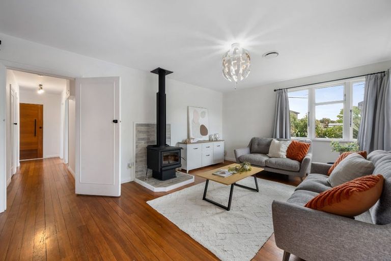 Photo of property in 21 Glenfield Crescent, Mairehau, Christchurch, 8052