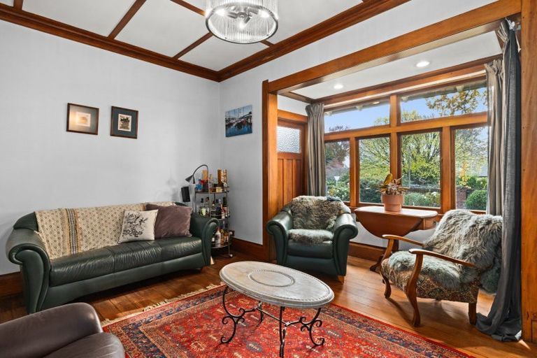 Photo of property in 35 Iona Road, Havelock North, 4130