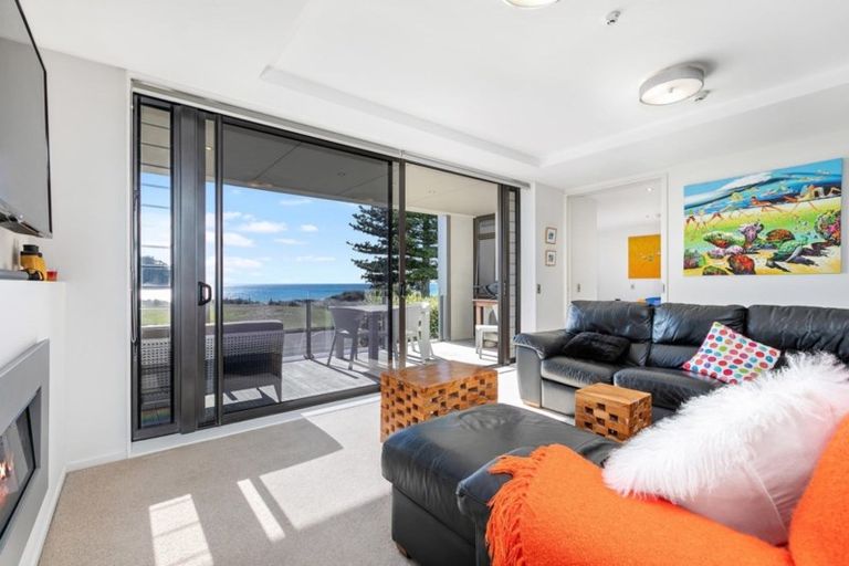 Photo of property in Vivaldi Apartments, 9/48 Marine Parade, Mount Maunganui, 3116
