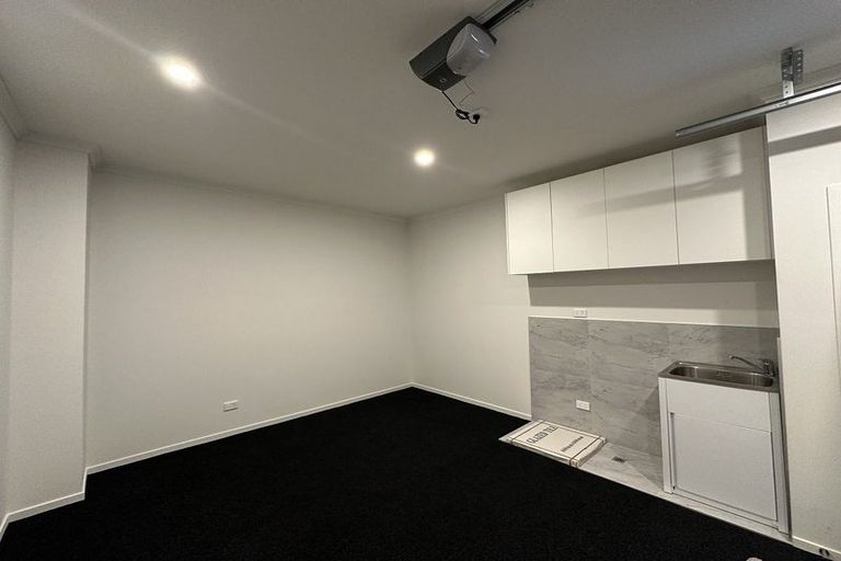 Photo of property in 9b Kukari Close, Flagstaff, Hamilton, 3210