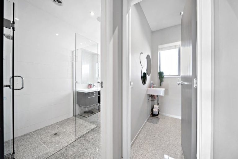 Photo of property in 9 Bridesdale Drive, Lake Hayes, Queenstown, 9304