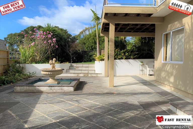 Photo of property in 1/59 Beach Road, Castor Bay, Auckland, 0620