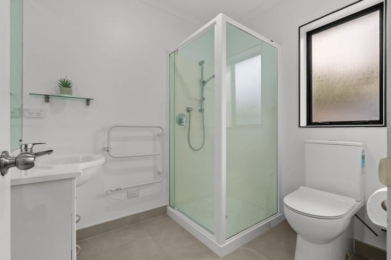 Photo of property in 31 Montilla Place, Manurewa, Auckland, 2102