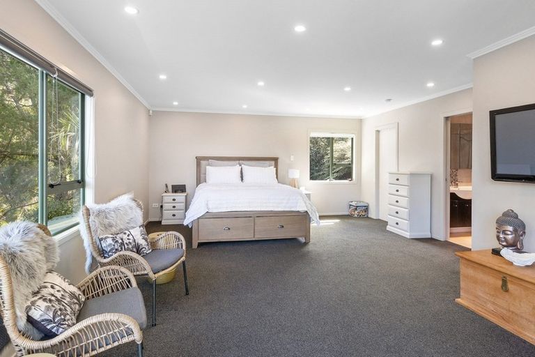 Photo of property in 89 Wood Bay Road, Titirangi, Auckland, 0604