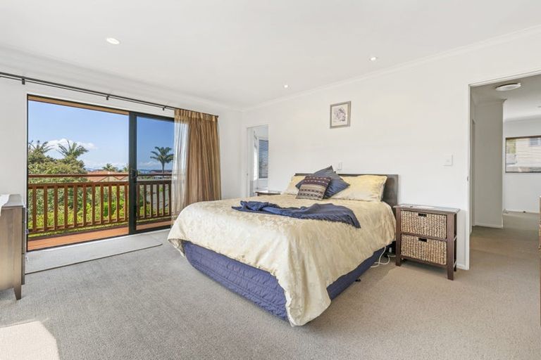 Photo of property in 9 Grovenor Drive, Orewa, 0931