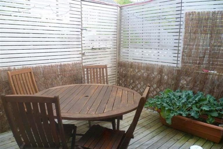 Photo of property in 11 Sirsi Terrace, Broadmeadows, Wellington, 6035