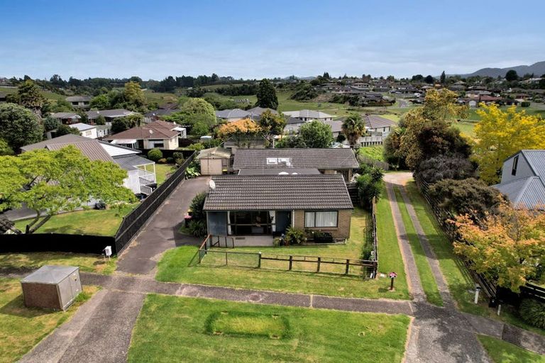 Photo of property in 17a Edgehill Place, Te Puke, 3119