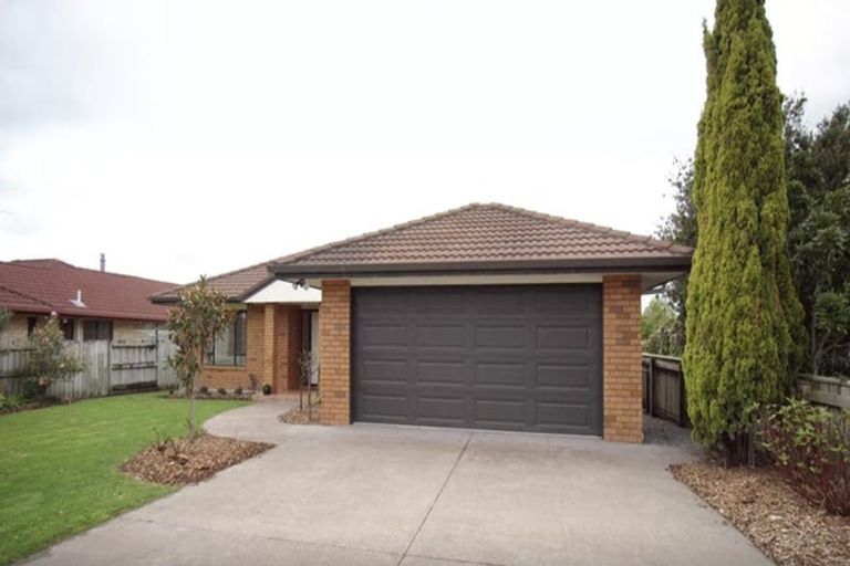 Photo of property in 143 Summerhill Drive, Fitzherbert, Palmerston North, 4410