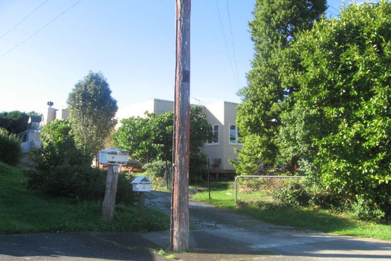 Photo of property in 1/6 Pekanga Road, Normandale, Lower Hutt, 5010
