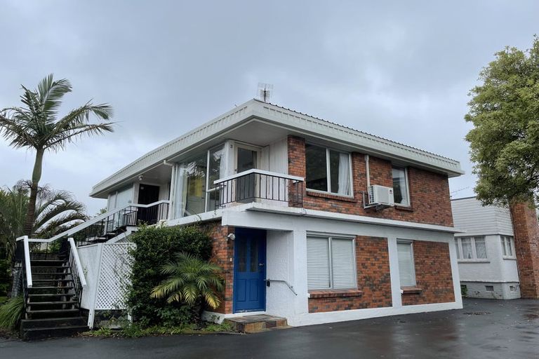 Photo of property in 3/16 Marau Crescent, Mission Bay, Auckland, 1071