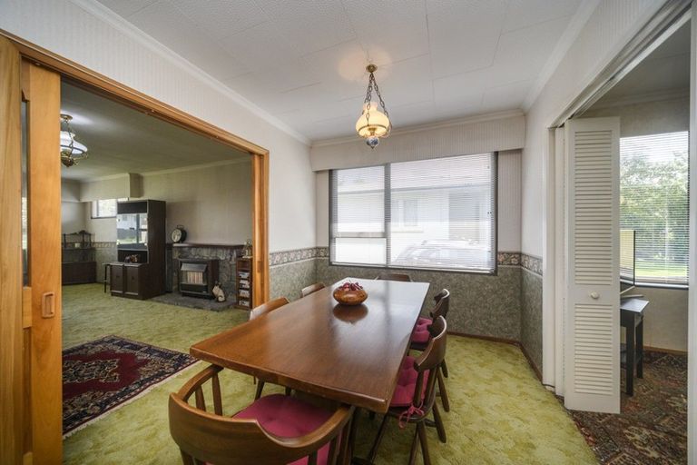 Photo of property in 16 Ashford Avenue, Hokowhitu, Palmerston North, 4410