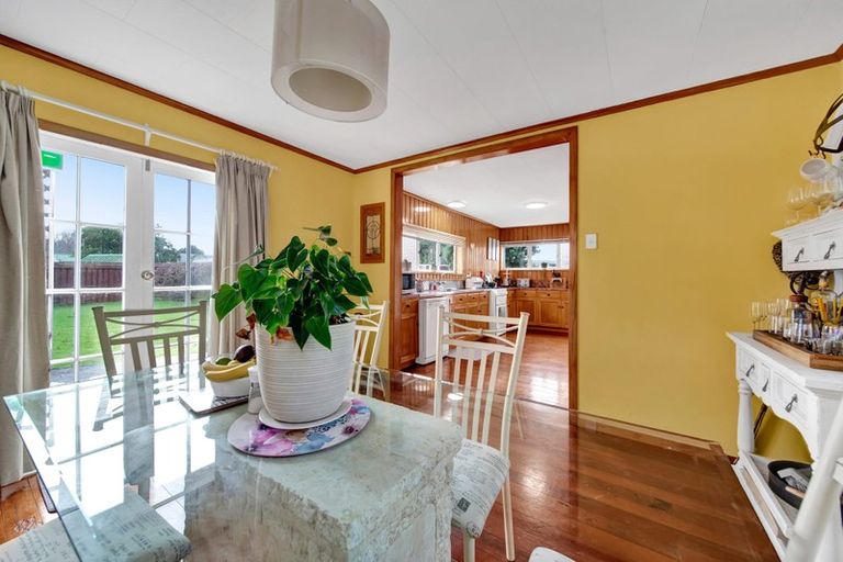 Photo of property in 61 Turuturu Road, Hawera, 4610