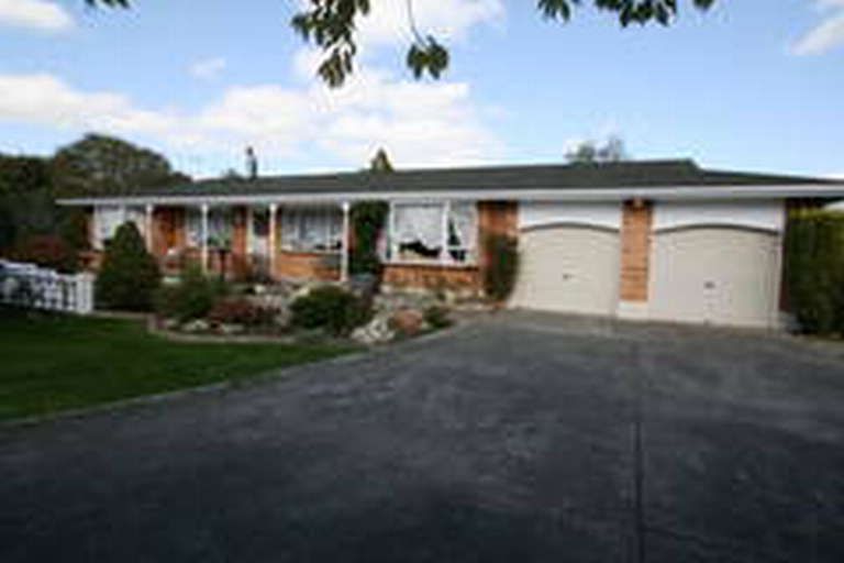 Photo of property in 176 Oteramika Road, Seaward Bush, Invercargill, 9871