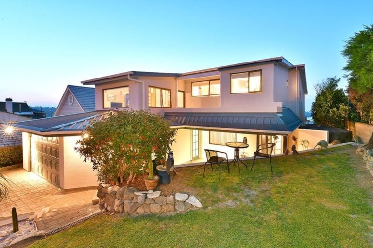 Photo of property in 64 Ardern Avenue, Stanmore Bay, Whangaparaoa, 0932