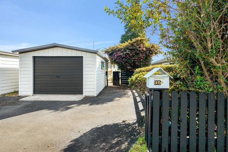 Photo of property in 35b Aquarius Drive, Kawaha Point, Rotorua, 3010