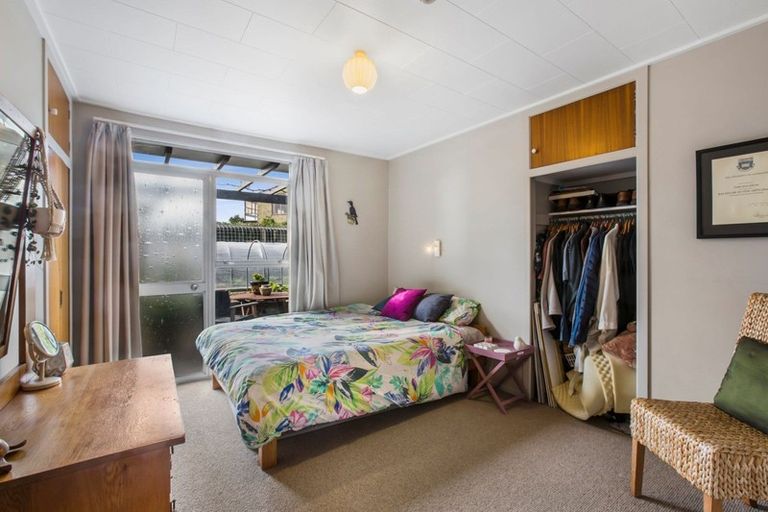 Photo of property in 94 Messenger Terrace, Oakura, 4314