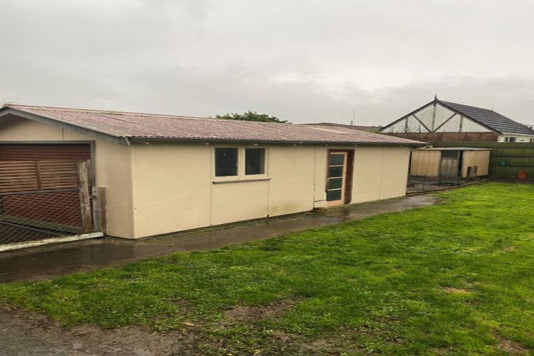 Photo of property in 20 Milton Street, Roslyn, Palmerston North, 4414