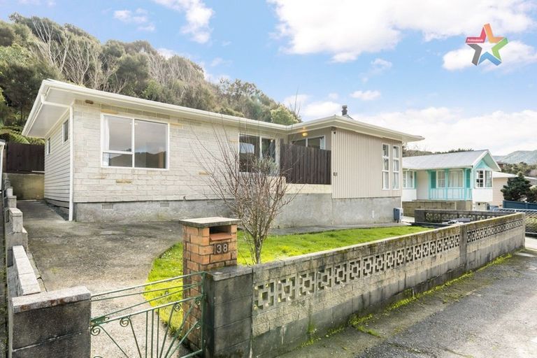Photo of property in 38 Enfield Street, Wainuiomata, Lower Hutt, 5014