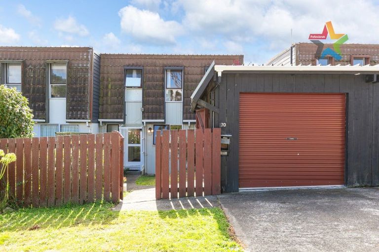 Photo of property in 70 Cunliffe Street, Churton Park, Wellington, 6037
