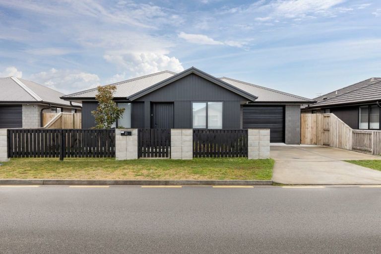 Photo of property in 123 Union Drive, Papamoa, 3118