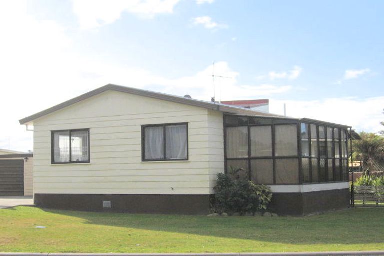 Photo of property in 106 Williamson Road, Whangamata, 3620