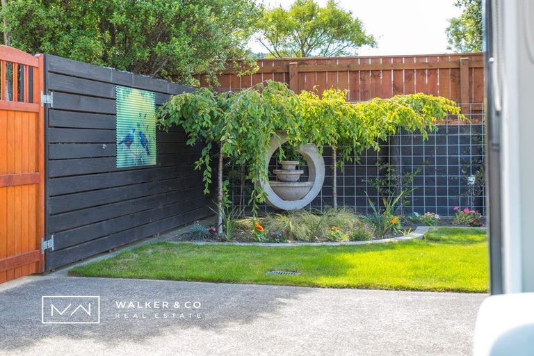 Photo of property in 48 Percy Kinsman Crescent, Riverstone Terraces, Upper Hutt, 5018