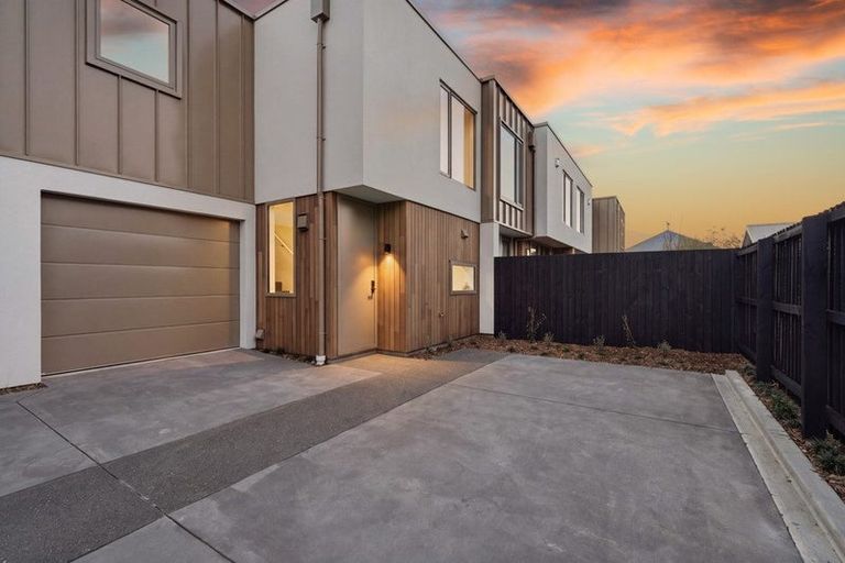 Photo of property in 3/149 Edgeware Road, St Albans, Christchurch, 8014