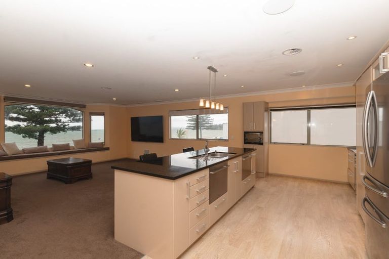 Photo of property in 1/21 The Esplanade, Eastern Beach, Auckland, 2012