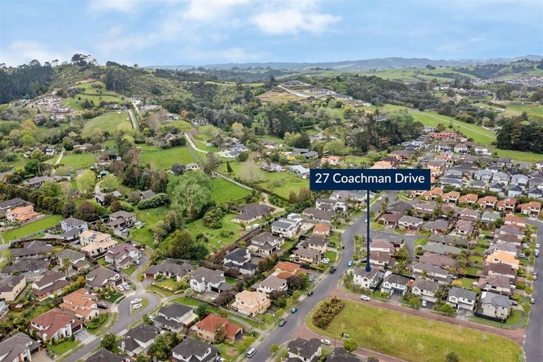 Photo of property in 27 Coachman Drive, Flat Bush, Auckland, 2016