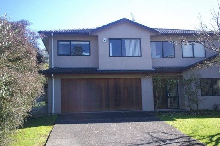 Photo of property in 20 Langana Avenue, Browns Bay, Auckland, 0630