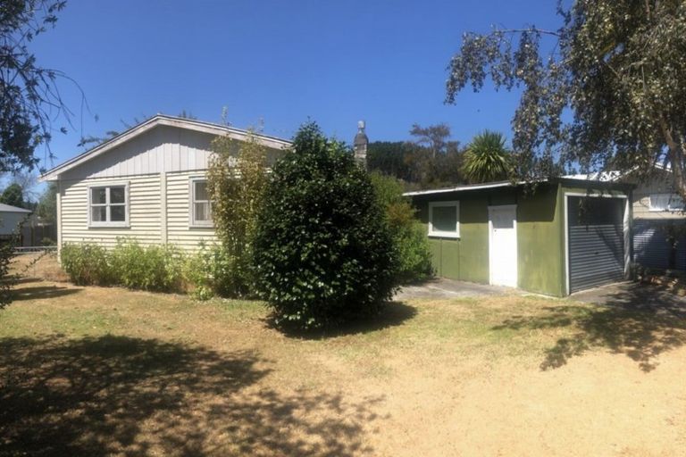 Photo of property in 35 Te Herekiekie Street, Turangi, 3334