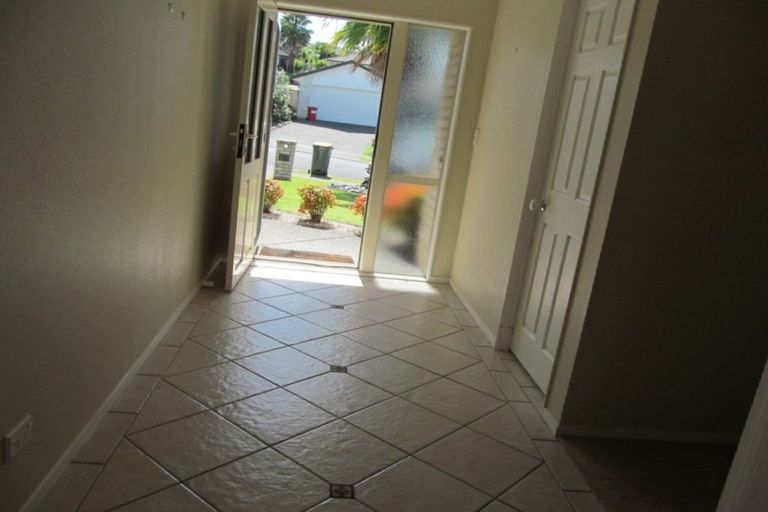 Photo of property in 11 Kath Hopper Drive, Orewa, 0931