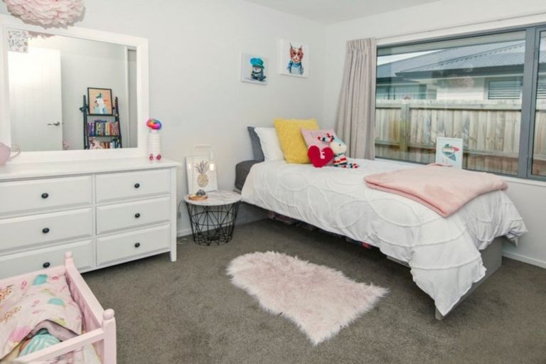 Photo of property in 11 Ashboult Street, Halswell, Christchurch, 8025