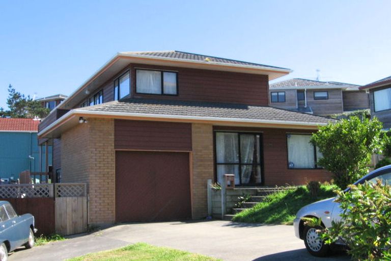 Photo of property in 70 Volga Street, Island Bay, Wellington, 6023