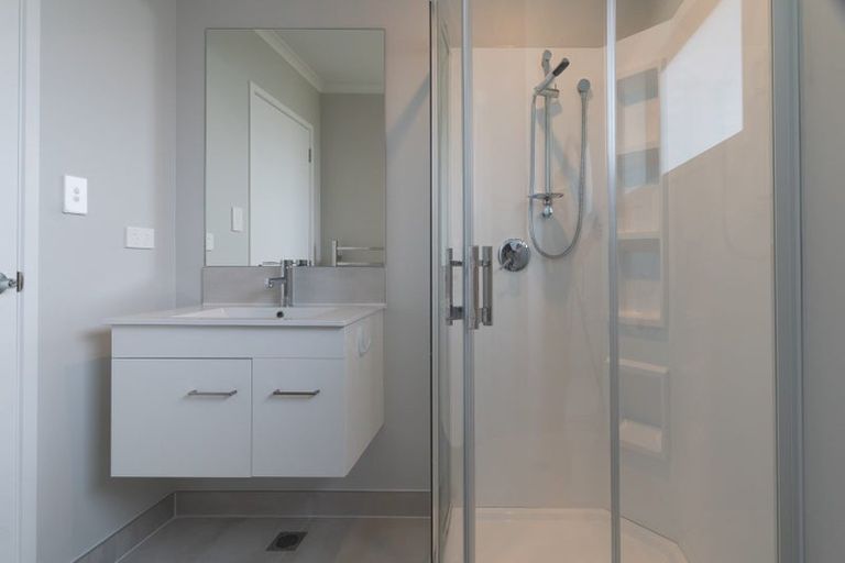 Photo of property in 2 Kawapani Lane, Kumeu, 0810