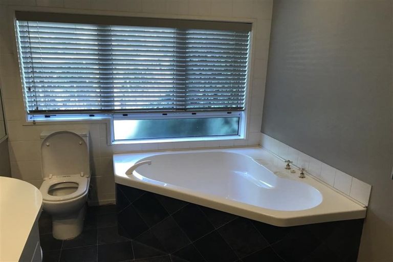 Photo of property in 11 Park Road, Greenmeadows, Napier, 4112