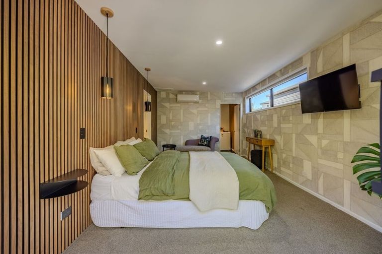 Photo of property in 13 Aeolus Place, Wanaka, 9305