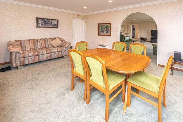 Photo of property in 10 Saint Helens Place, Tawhero, Whanganui, 4501