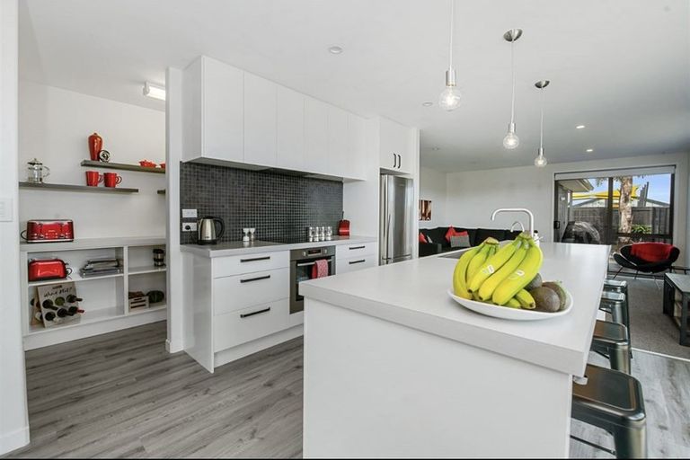 Photo of property in 120 The Boulevard, Papamoa Beach, Papamoa, 3118