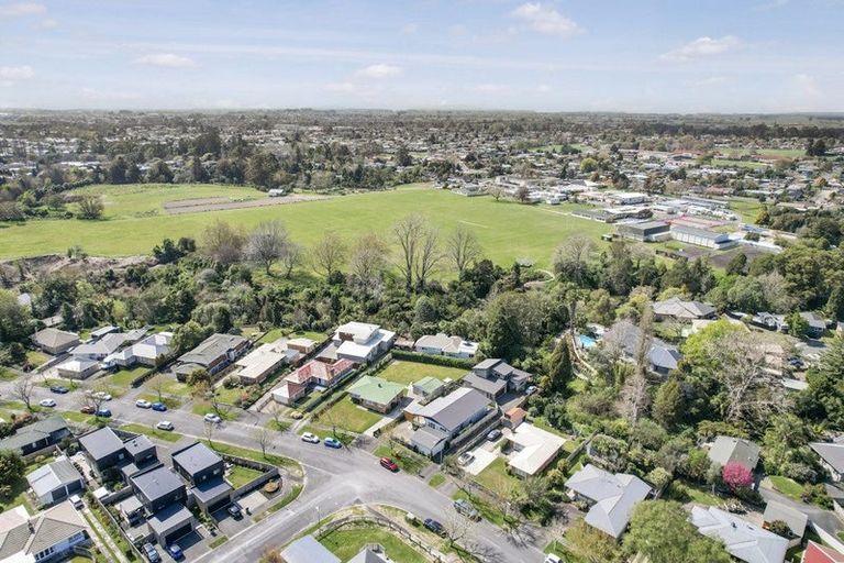 Photo of property in 18 Mcnicol Street, Fairfield, Hamilton, 3214