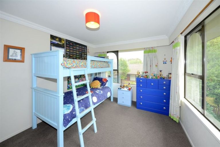 Photo of property in 58 Karnak Crescent, Russley, Christchurch, 8042