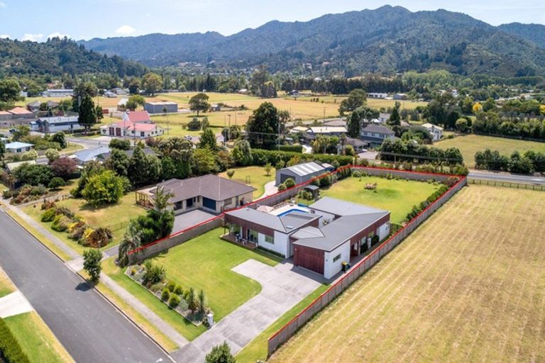 Photo of property in 7 Koromiko Drive, Coromandel, 3506