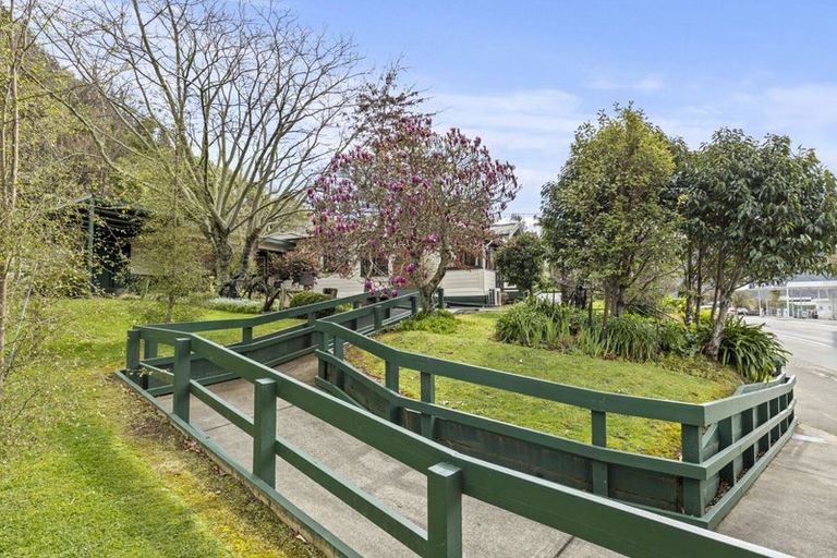 Photo of property in 87 Main Rd Havelock, Havelock, 7100