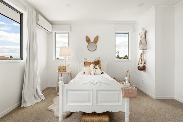 Photo of property in 28 Garvan Glen, Pyes Pa, Tauranga, 3112