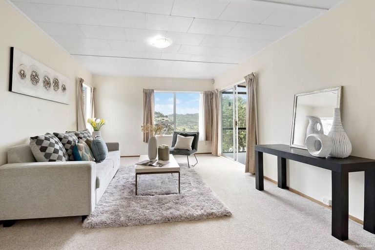 Photo of property in 22 Laser Place, Bayview, Auckland, 0629